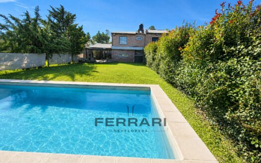 Casa 3 Dormitorios Con Pileta – Roldan